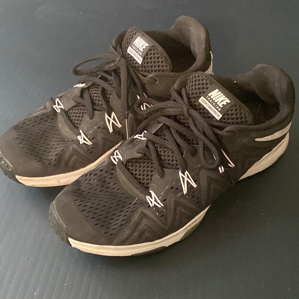 Nike Zoom Condition TR runners. Women’s size 9